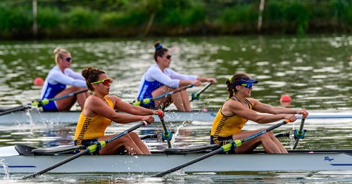 Claire et Chloé aux Championnats de France Bateaux Longs 2024